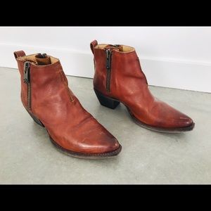 Frye Sacha Moto Shortie